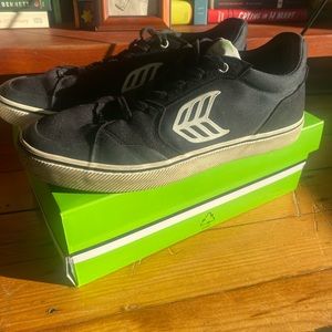 CARIUMA Vallely Sneakers Size 12